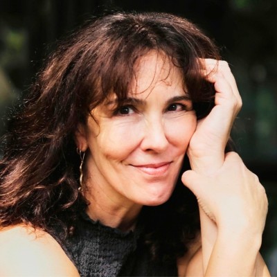 Portrait of Dr. Jennifer Kai Lynne, founder of YOULAB